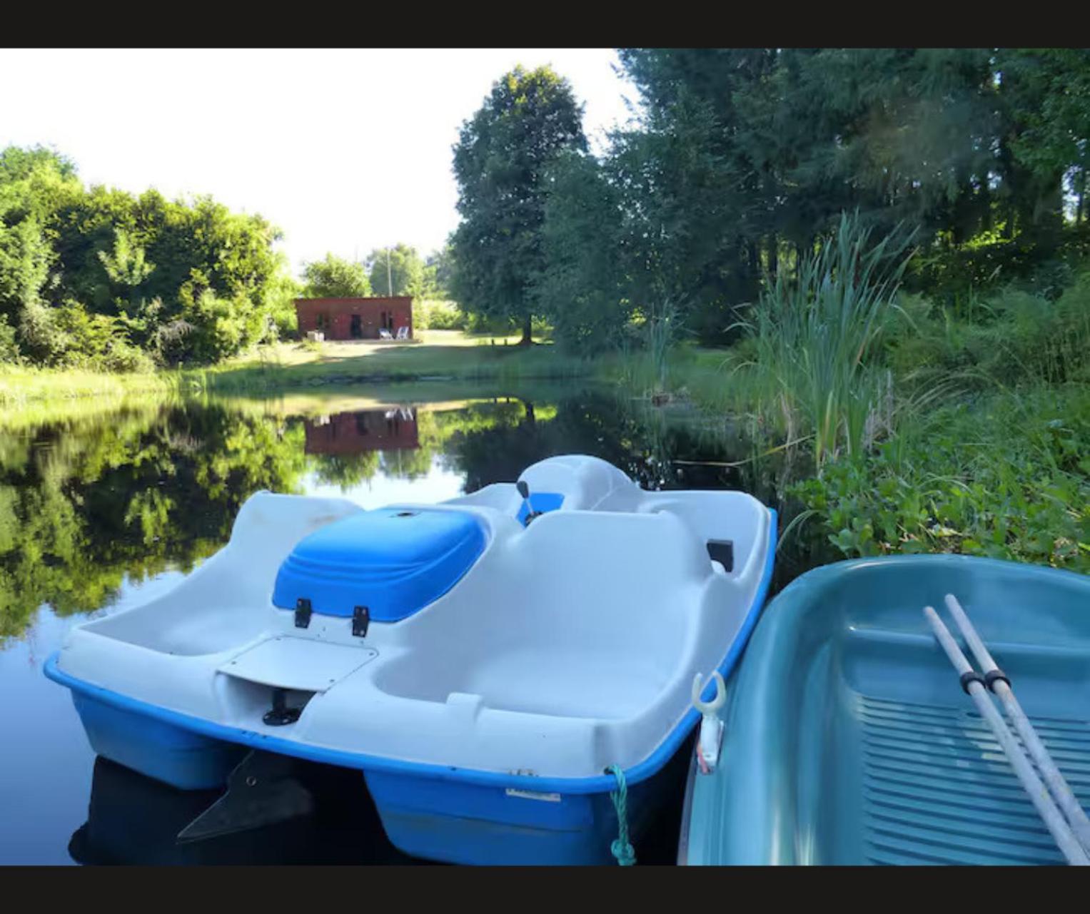 Cabane Limousine Au Bord D'Un Etang Bonnac-la-Côte Exterior foto