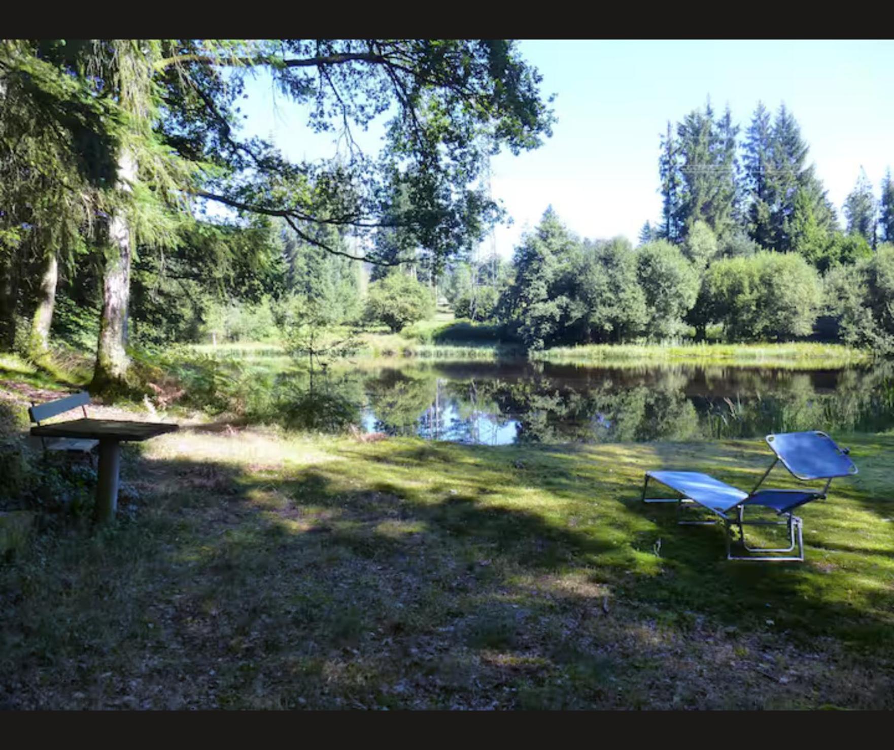 Cabane Limousine Au Bord D'Un Etang Bonnac-la-Côte Exterior foto